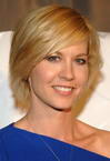 Jenna Elfman photo